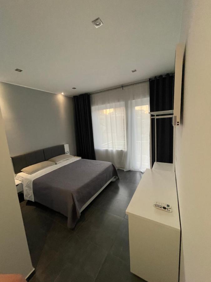The Poets Inn - Катания Экстерьер фото